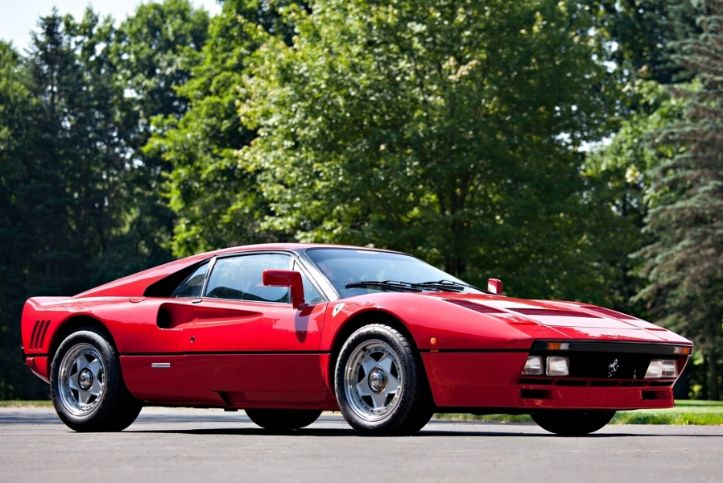 Consulenza specializzata per l’acquisto di auto di lusso, supercar e classiche da collezione