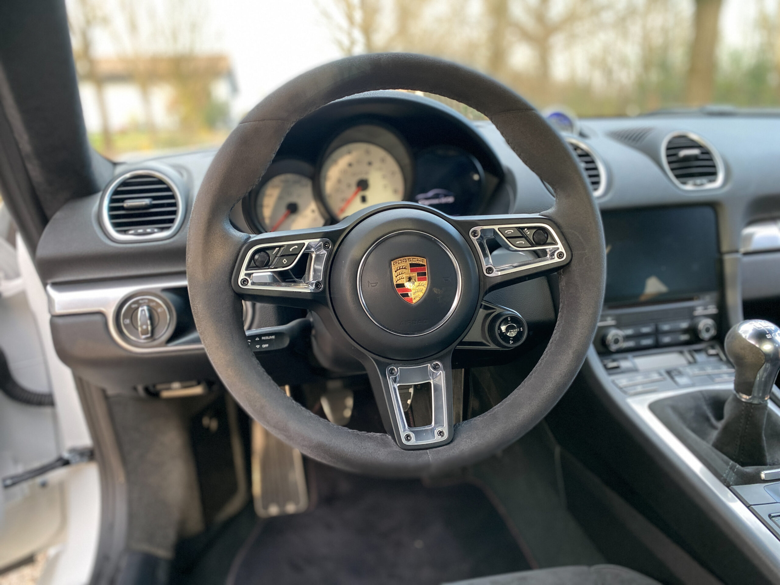 Cayman GTS-33
